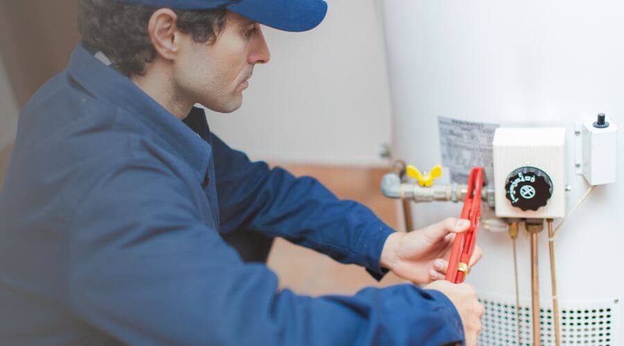 Professional emergency plumbing in La Cygne, KS